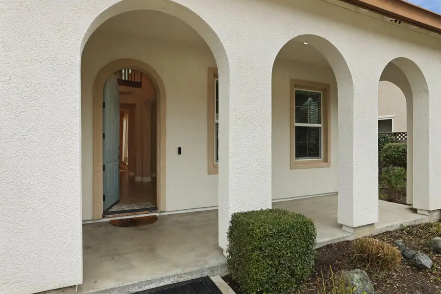 10305 Bridgeview Lane, Stockton, CA 95219 - Image #3