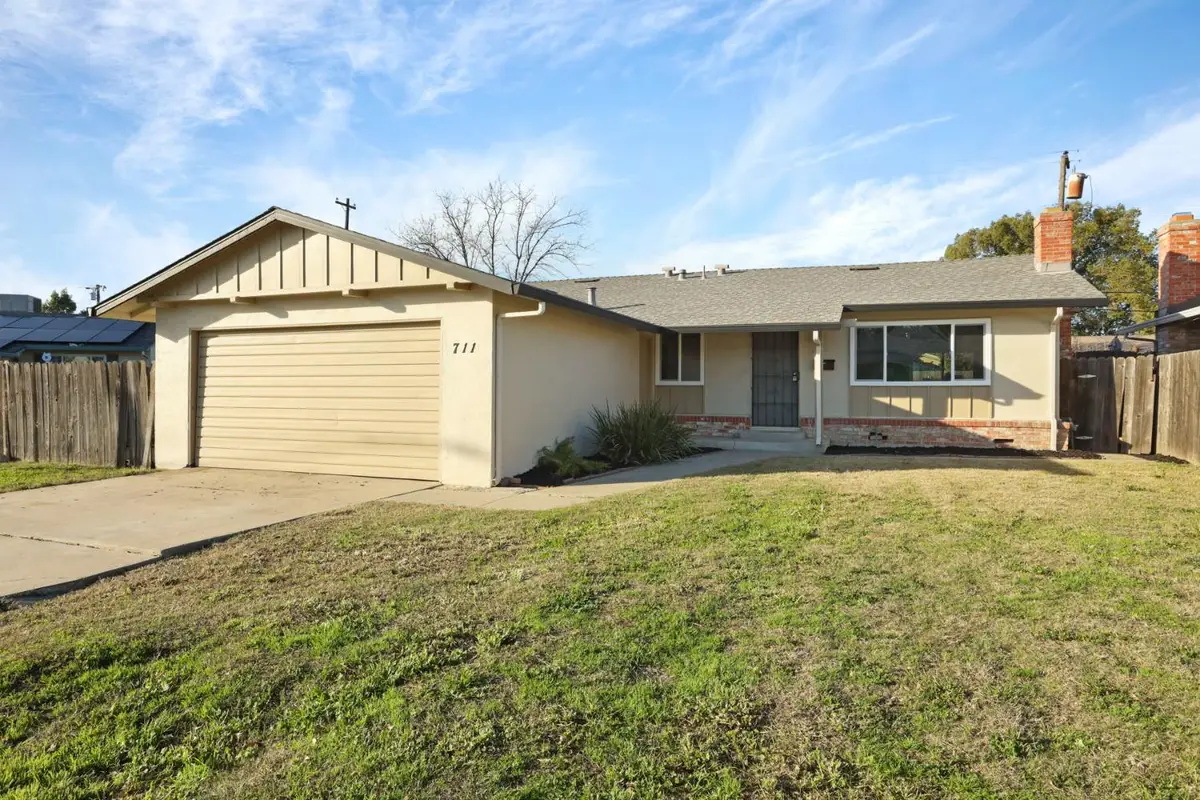 711 E Banbury Drive, Stockton, CA 95207 - Image #1