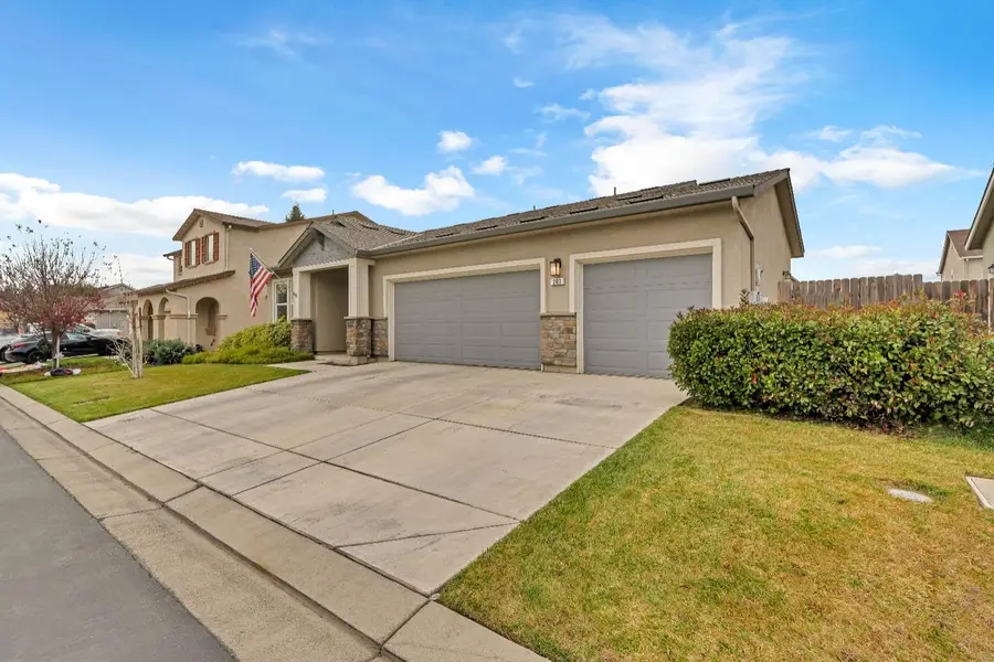 203 River Pointe Drive, Waterford, CA 95386 - Image #3