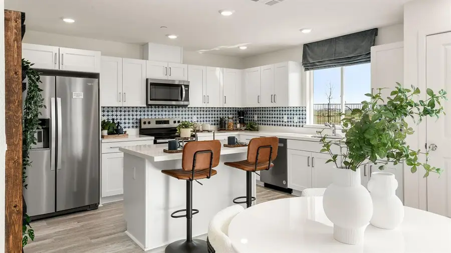 1081 Silver Feather Way, Roseville, CA 95747 - Image #2