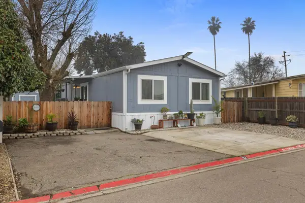 5100 N Hwy 99 #27, Stockton, CA 95212