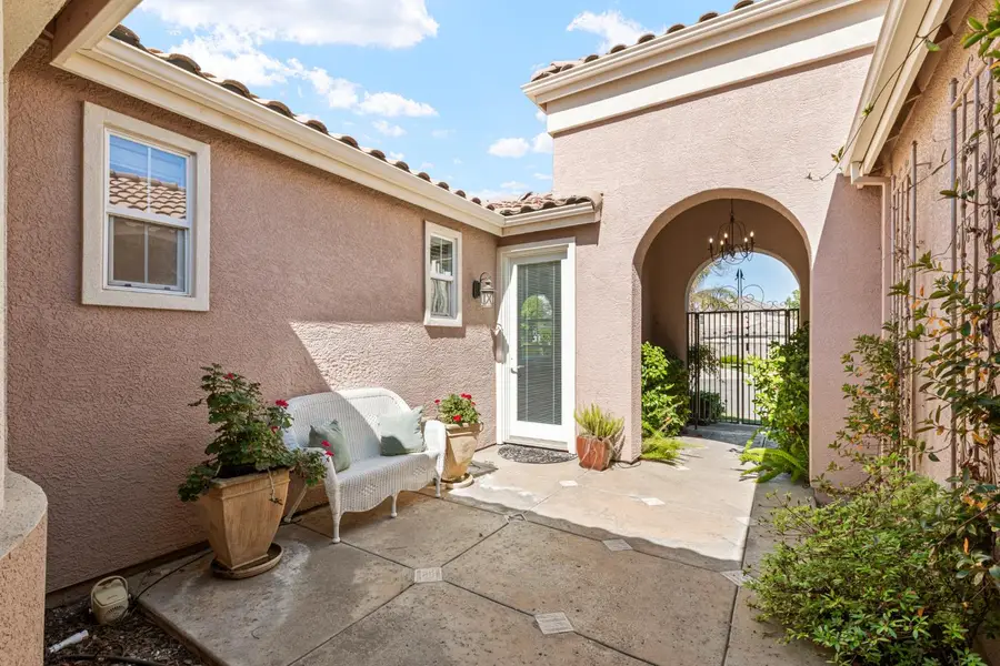 19 Zeller Place, Sacramento, CA 95835 - #3