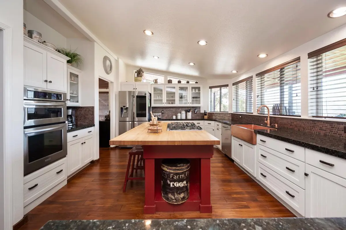 1560 Pinto Dr, Angels Camp, CA 95222 - #1