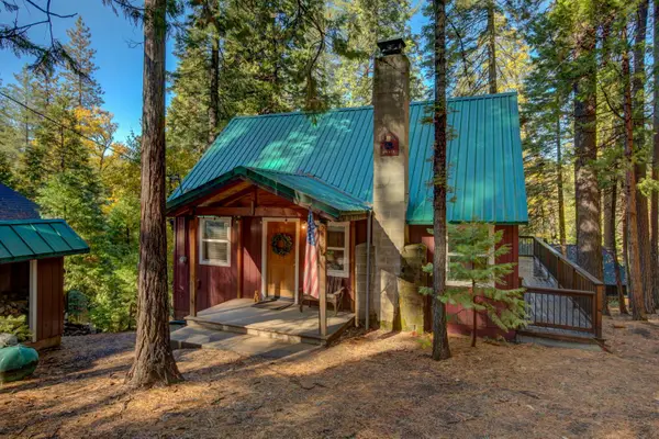 2534 Middle Drive, Arnold, CA 95223