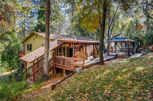 734 Utica Drive, Hathaway Pines, CA 95233