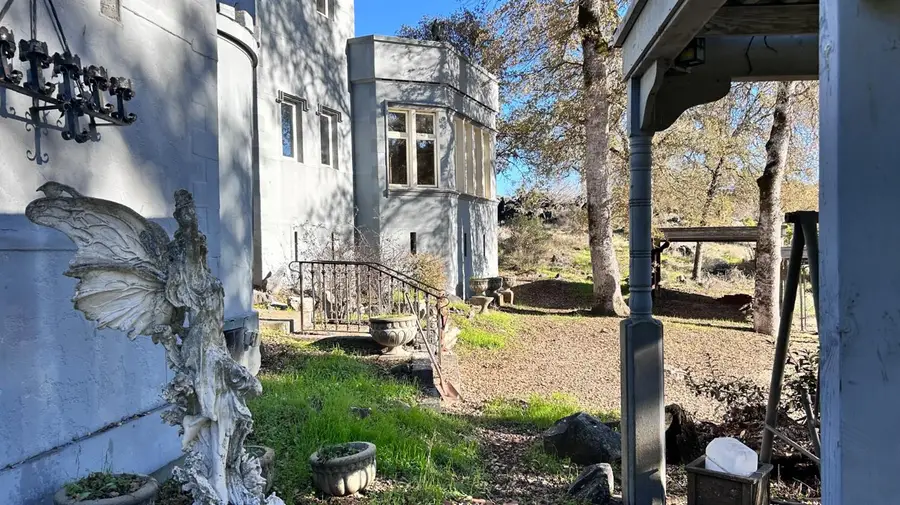 11145 S Rodesino Road, Mountain Ranch, CA 95246 - Image #2