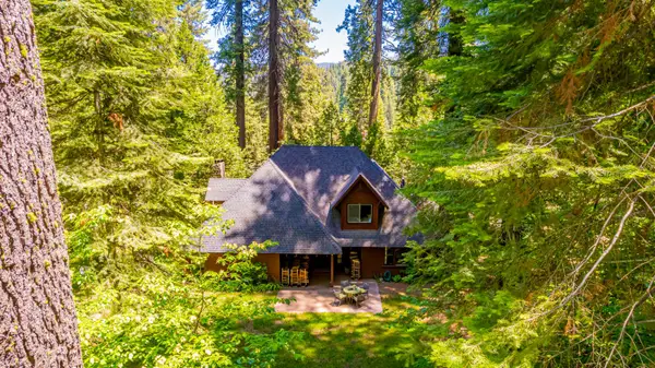1173 Railroad Avenue, Fish Camp, CA 93623
