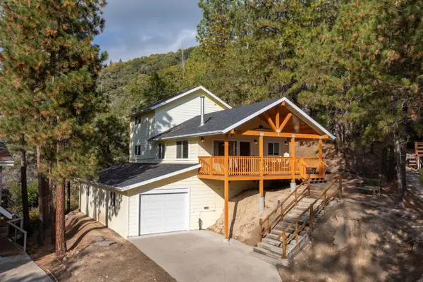 37745 Marina View Dr, Bass Lake, CA 93604
