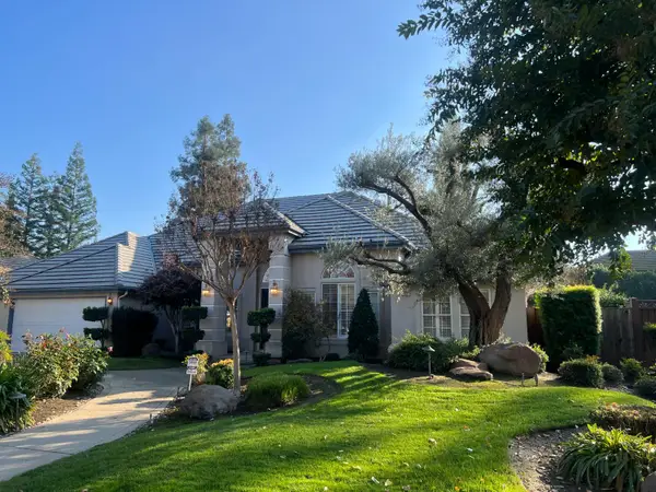 2563 W Fir Avenue, Fresno, CA 93711