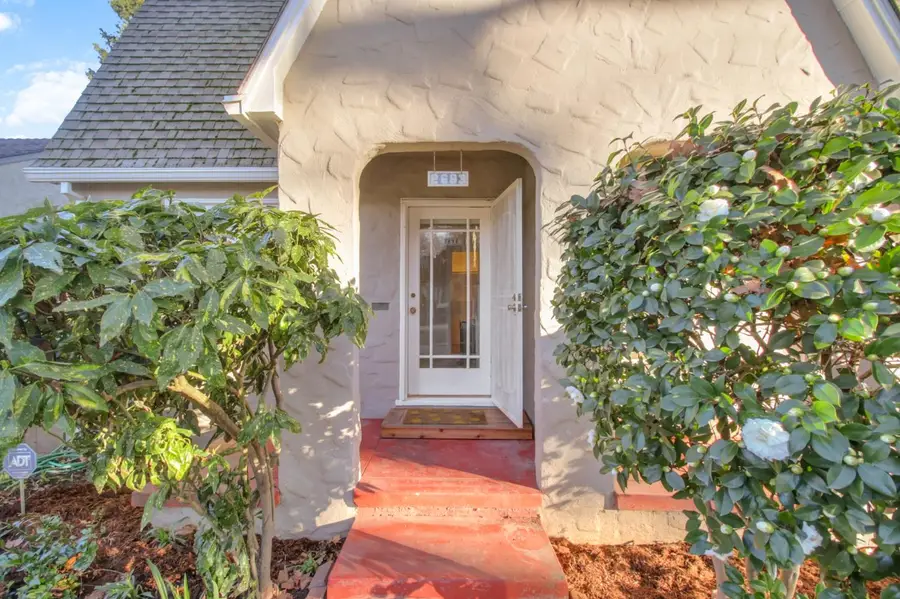 2683 Harkness Street, Sacramento, CA 95818 - Image #3