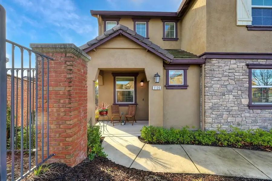 1135 Veranda Way, Folsom, CA 95630 - Image #2