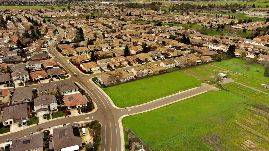 9365 Sheba Circle, Elk Grove, CA 95624 - Image #3