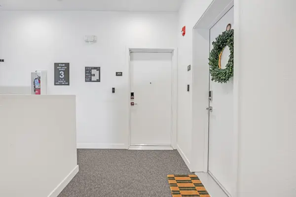 2431 Cleat Lane #301, Sacramento, CA 95818