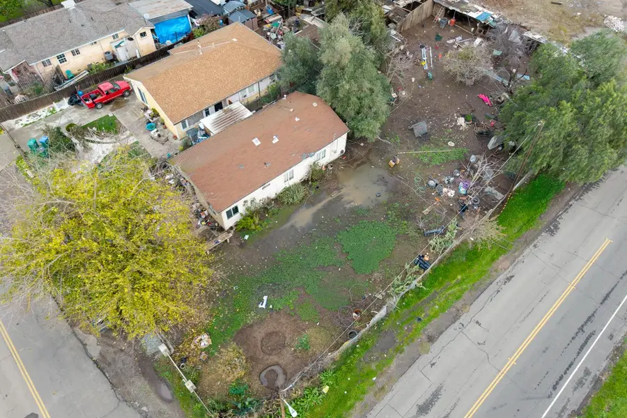 736 S Modesto Avenue, Stockton, CA 95203 - Image #2