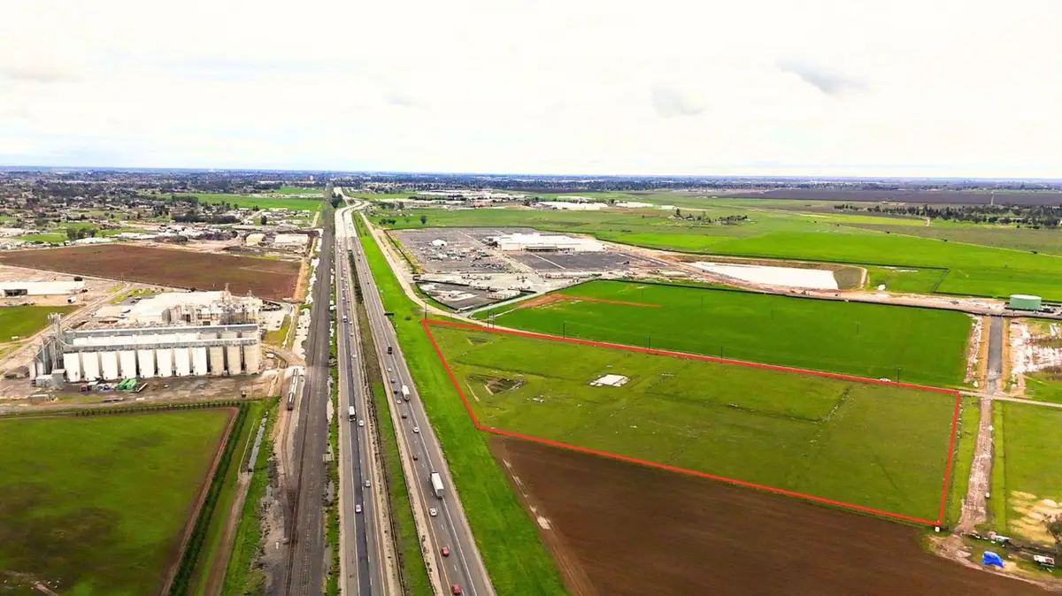 23431 Avenue 18, Madera, CA 93637 - #1