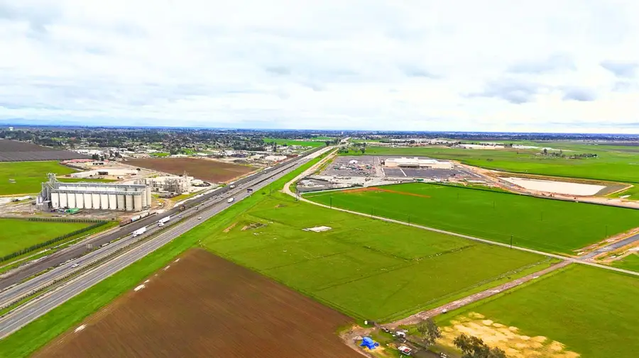 23431 Avenue 18, Madera, CA 93637 - #2