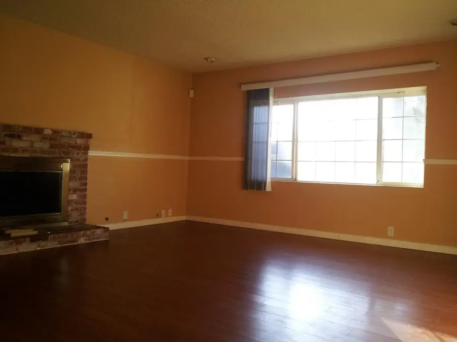 8426 Neubourg Drive, Stockton, CA 95210 - Image #2