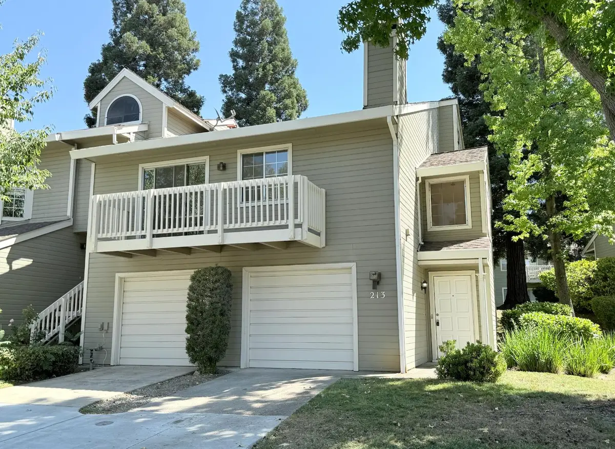 213 Live Oak Circle #2, Roseville, CA 95678 - Image #1