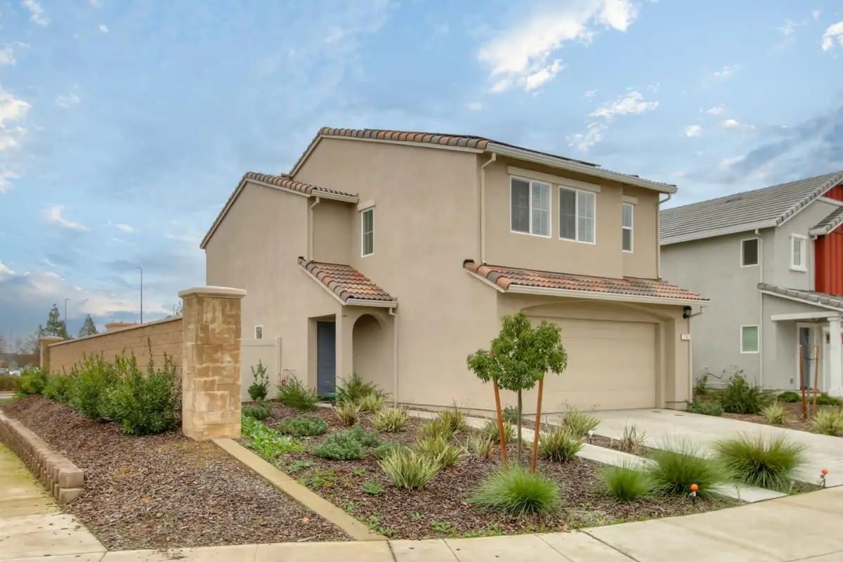 7761 Forestdale Way, Elk Grove, CA 95758 - Image #1