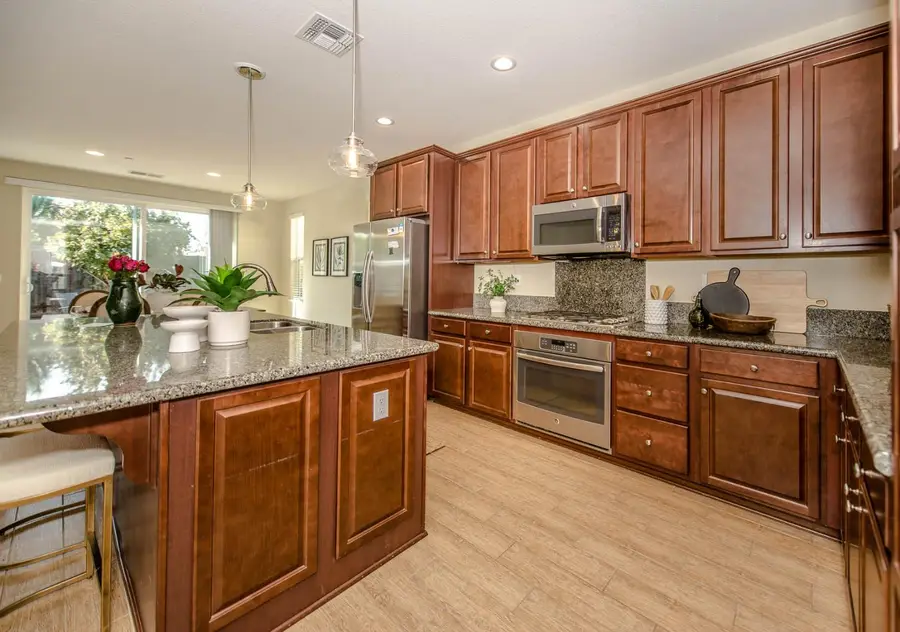 1832 Dunlap Place, Woodland, CA 95776 - Image #3