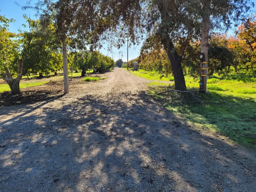 4810 N Braghetta Road, Stockton, CA 95215 - Image #2