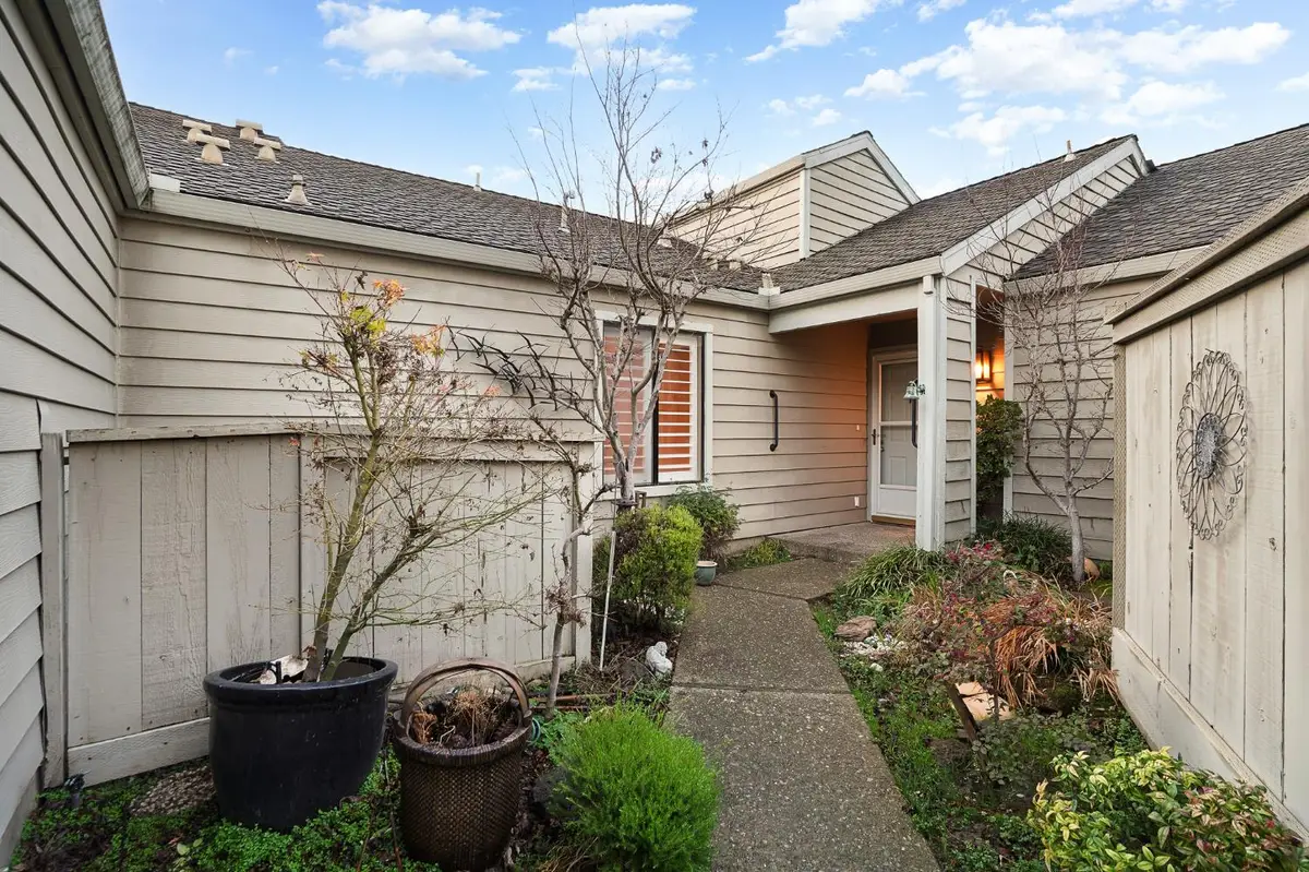 2109 Cedar Ridge Drive, Stockton, CA 95207 - Image #1