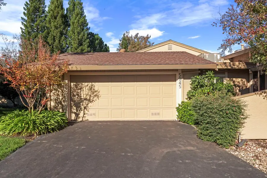 5045 Village Oaks Drive, Rocklin, CA 95677 - Image #2