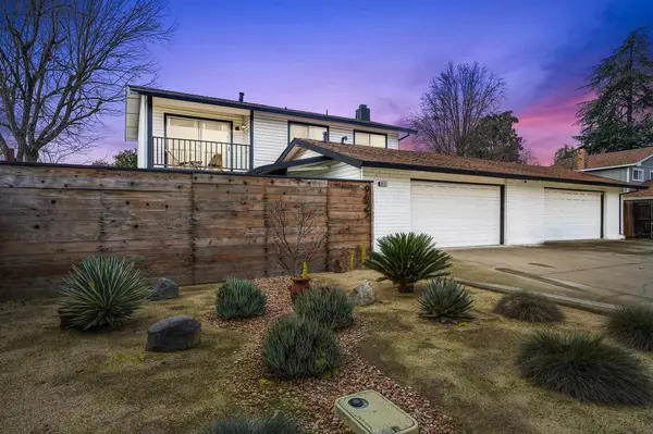 9633 Linda Rio Drive, Sacramento, CA 95827