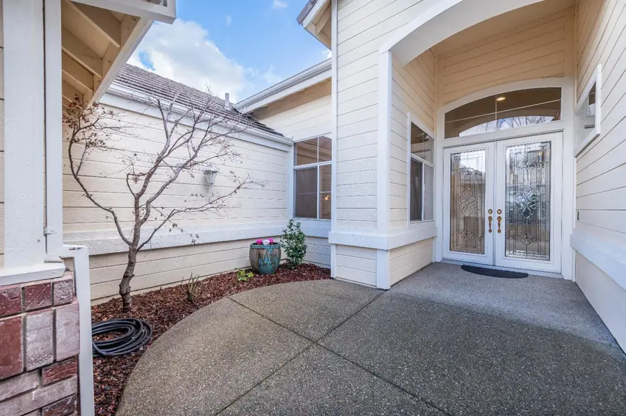 4317 Napa Loop, Roseville, CA 95747 - Image #3