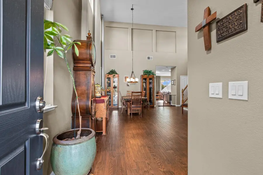 31 Arches Circle, Sacramento, CA 95835 - Image #2