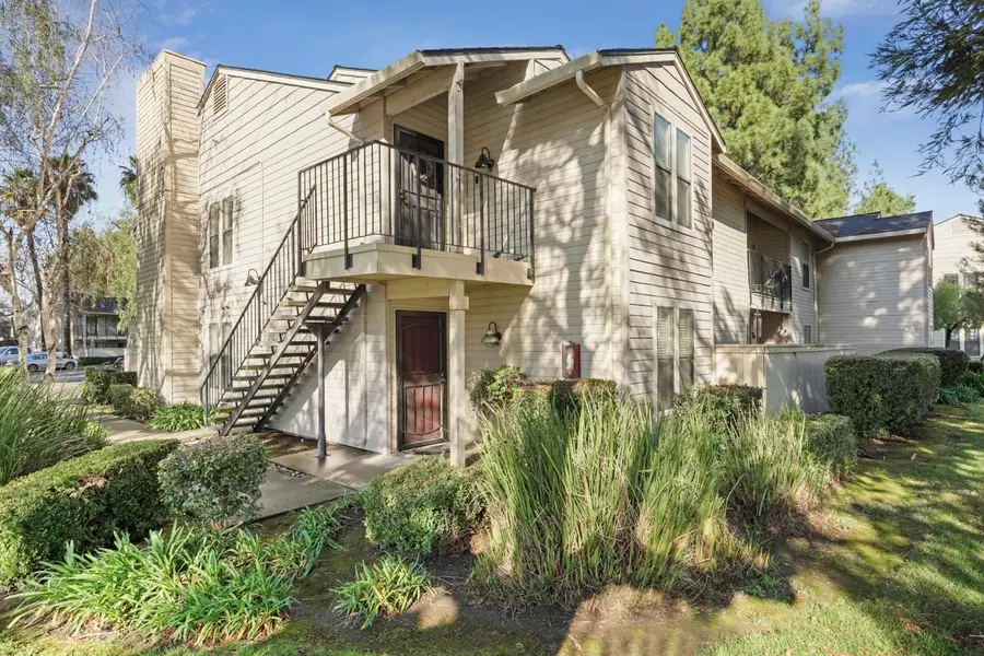 2401 Eilers Lane #102, Lodi, CA 95242 - Image #2