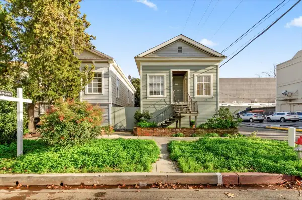 913 24th Street, Sacramento, CA 95816