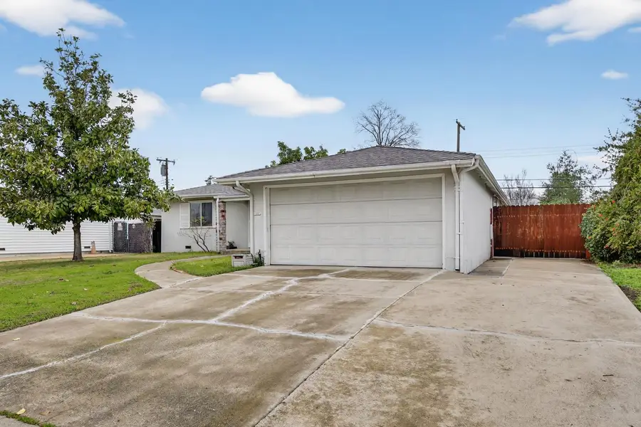 4956 J Pkwy, Sacramento, CA 95823 - Image #3