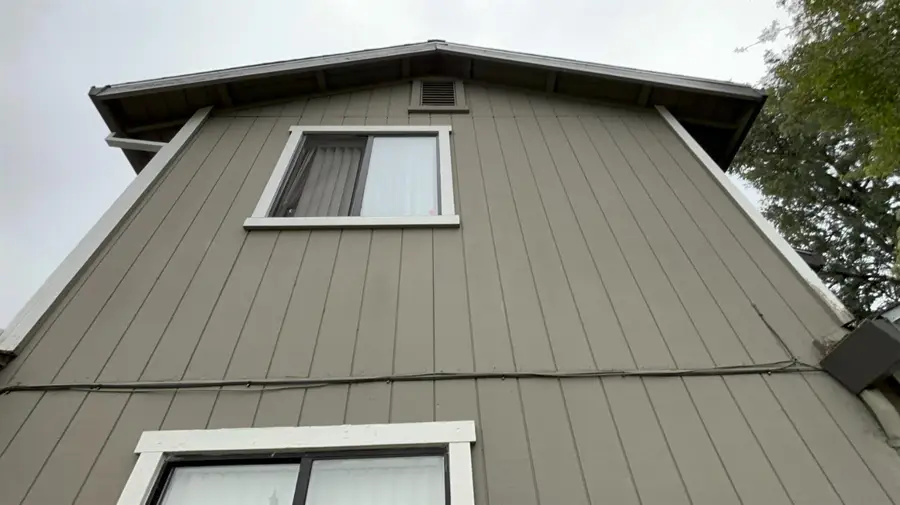 9426 Aizenberg Circle, Elk Grove, CA 95624 - #2