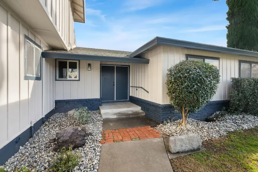 7317 Idle Wild Way, Sacramento, CA 95831 - Image #2