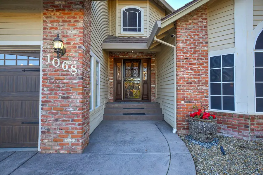 1068 Kensington Drive, Roseville, CA 95661 - Image #2