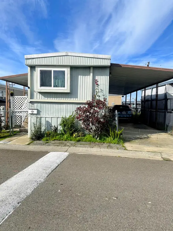 7 4th Street, North Highlands, CA 95660