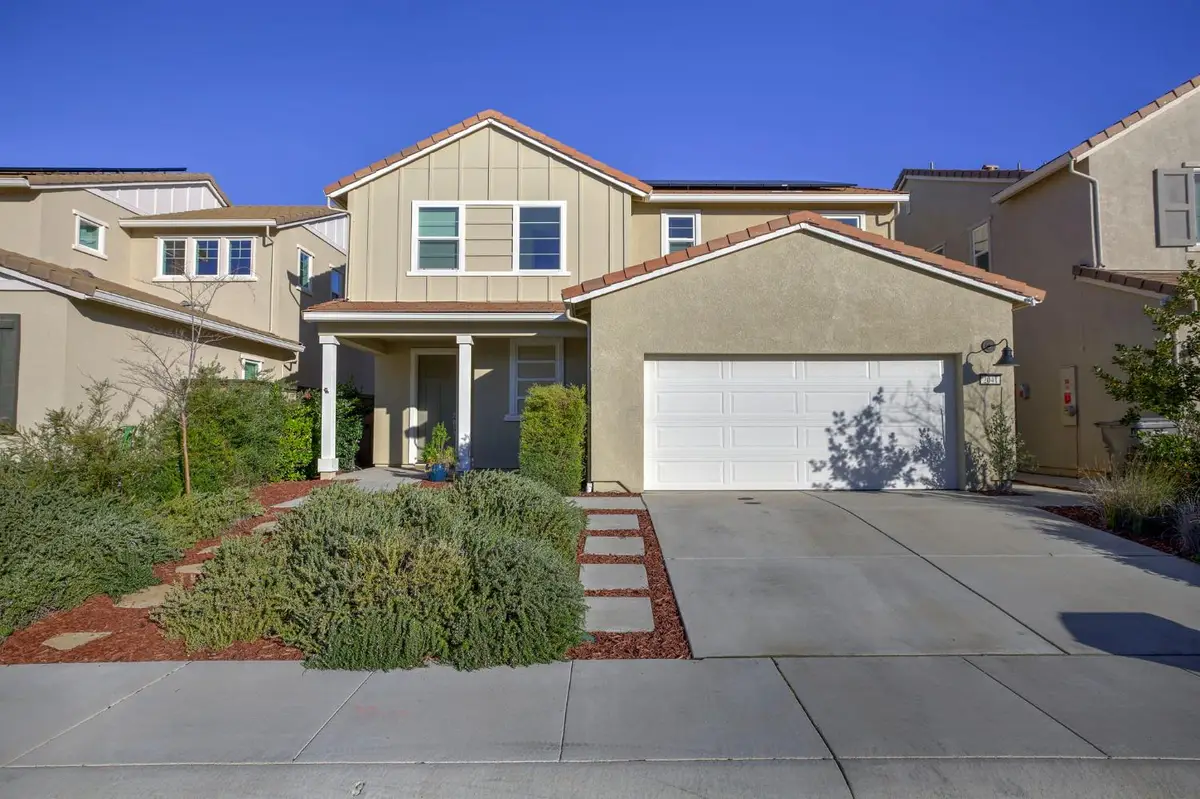 2041 Milky Way Cir, Roseville, CA 95747 - Image #1