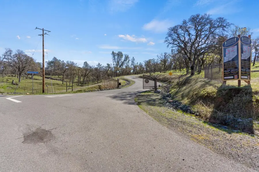 7942 Hammonton Bluffs Drive, Smartsville, CA 95977 - Image #2