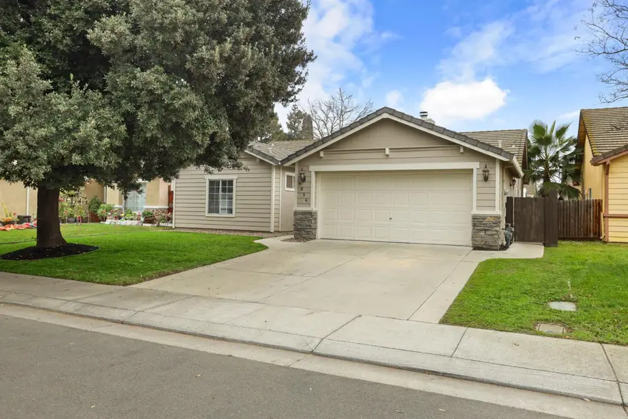4856 Woodhollow Avenue, Stockton, CA 95206 - Image #2