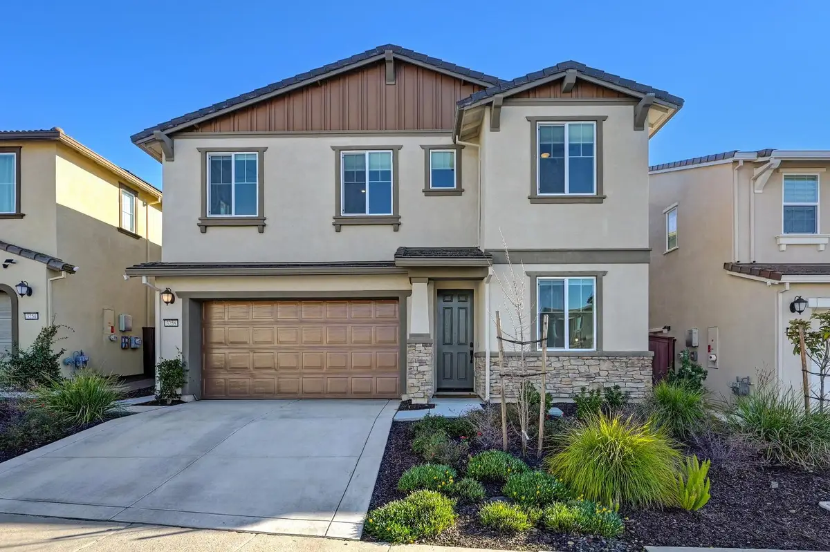 3258 Sidney Way, Folsom, CA 95630 - Image #1