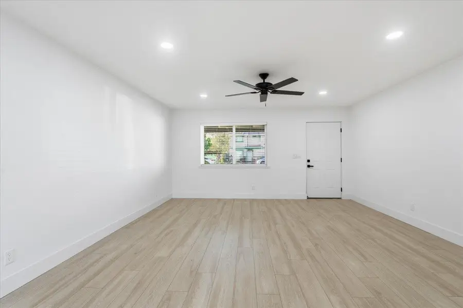 4901 Mascot Avenue, Sacramento, CA 95820 - Image #3