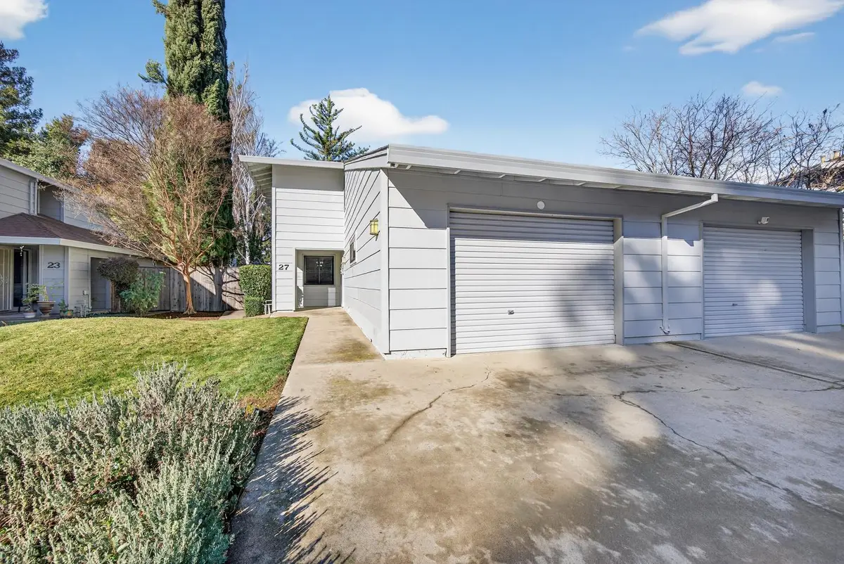 27 Park West Court, Sacramento, CA 95831 - Image #1