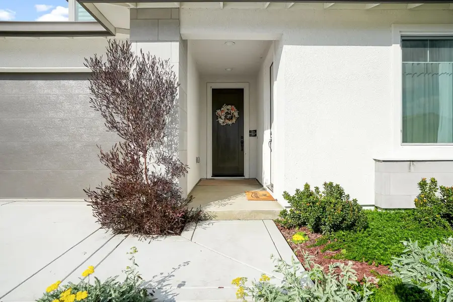 16283 Brownstone Avenue, Lathrop, CA 95330 - Image #3