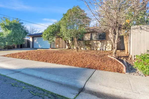 1102 Augusta Way, Roseville, CA 95661