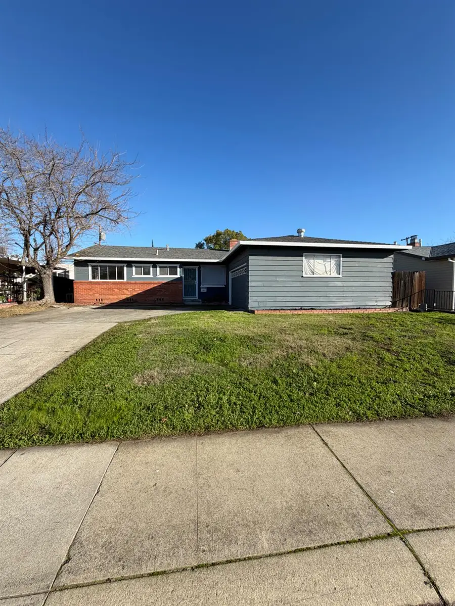 617 Wales Drive, Folsom, CA 95630 - Image #2