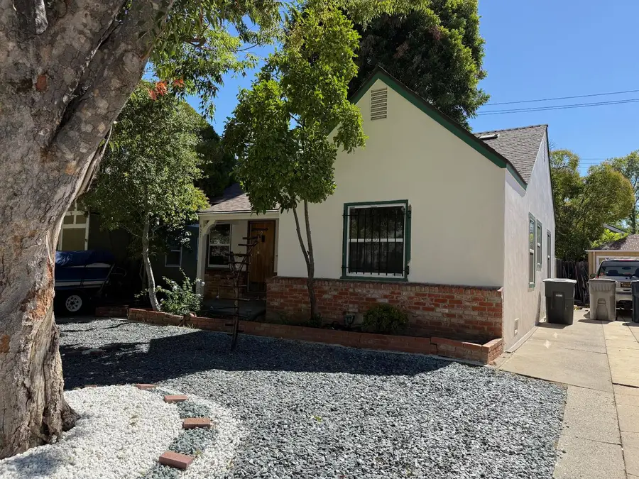 421 40th Street, Sacramento, CA 95819 - Image #2