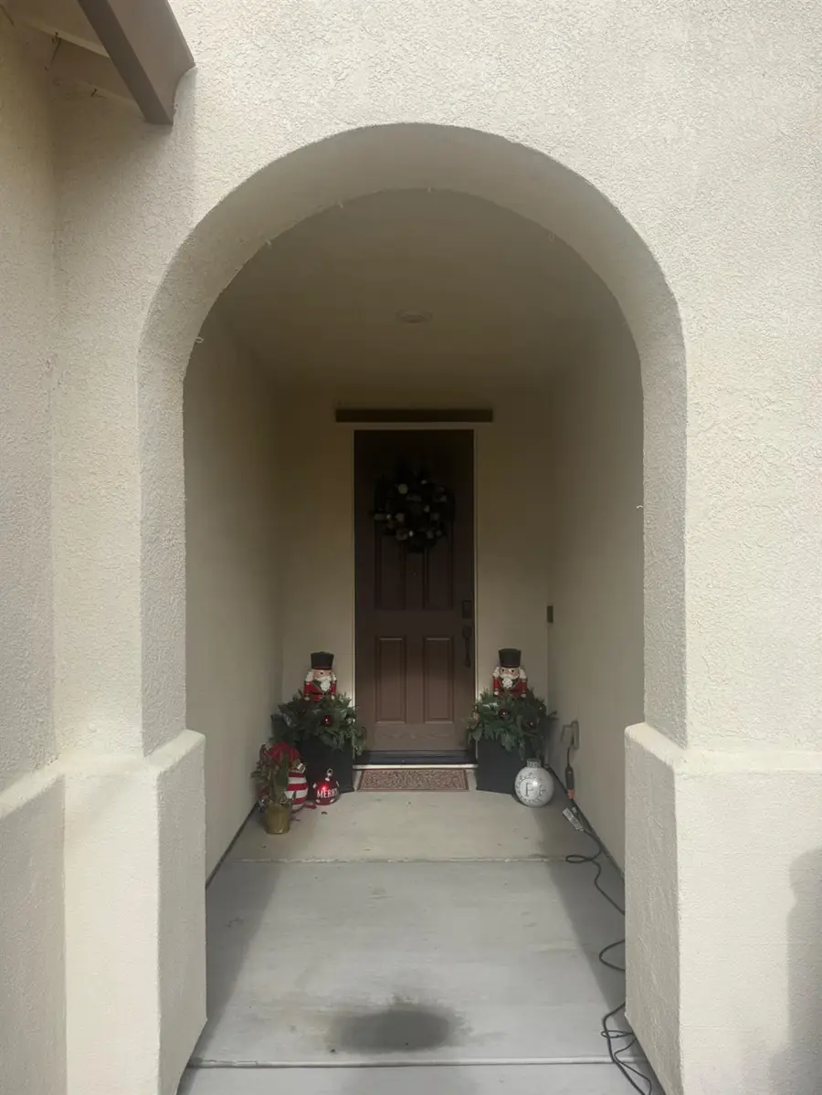 9475 Pasaje Place, Elk Grove, CA 95624 - Image #2
