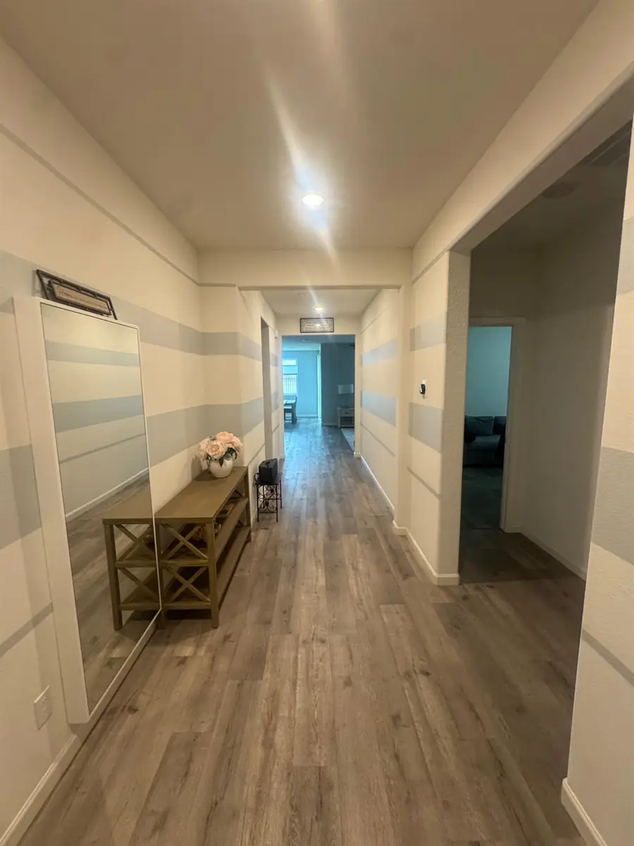 9475 Pasaje Place, Elk Grove, CA 95624 - Image #3