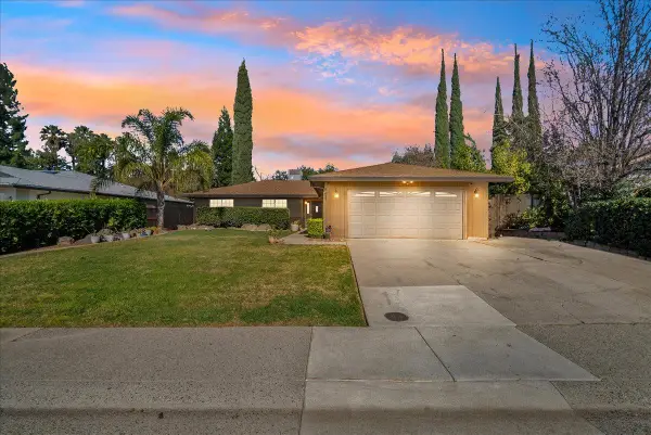 9013 Green River Way, Orangevale, CA 95662